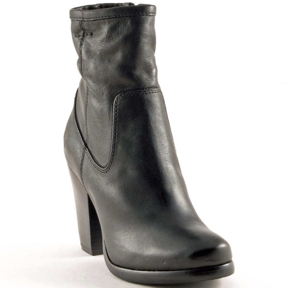 Frye Patty Artisan bootie LNIB